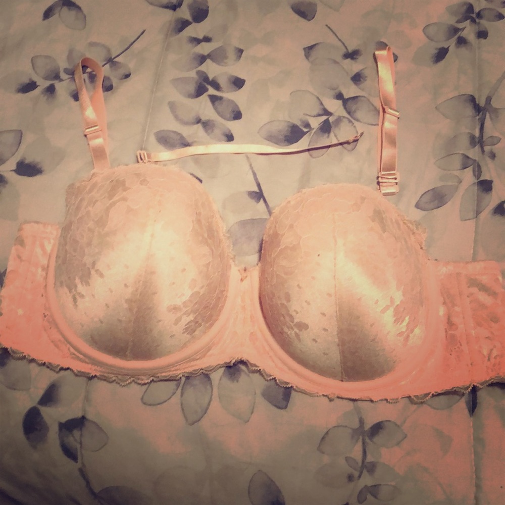 Pastel pink strapless bra from Torrid